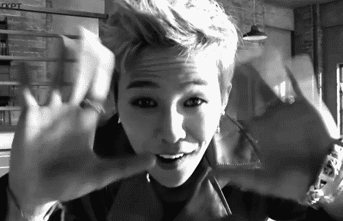 http://static.tumblr.com/0b9a5838249a004c5113af18ed3c7a9e/brengqt/zU3mtwkou/tumblr_static_gd_hullo.gif