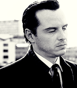 Resultado de imagen para moriarty stayin alive gif