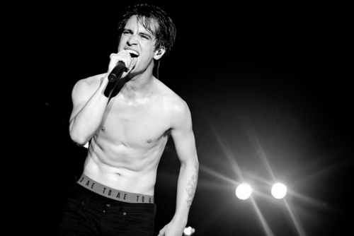 Beautiful photos of Brendon Urie - Panic at the disco Beautiful photos of Brendon Urie - Panic at the disco