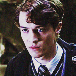 Northern Lights|| Tom Riddle y Tu - Página 11 Tumblr_static_tumblr_inline_moo2iwjkmp1qz4rgp