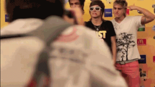 tumblr_ltachfqiq51qkg6pio1_500.gif (500×280)