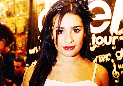 I like Lea Michele & Taylor Swift. I like Lea Michele & Taylor Swift.