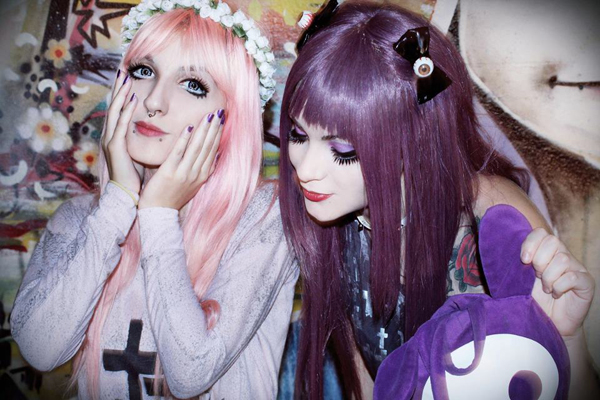 Imagem: facebook.com/TheLindsayWoods pastel goth e seapunk
