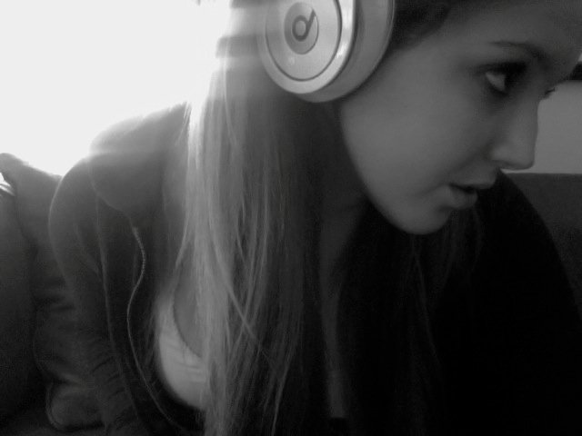 my names katie, i#39;m 5 feet six i love house music girls. my names katie, i#39;m 5 feet six