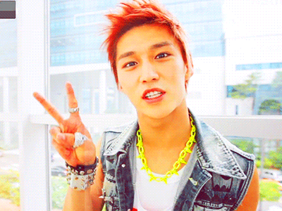 pretty little missile ♔