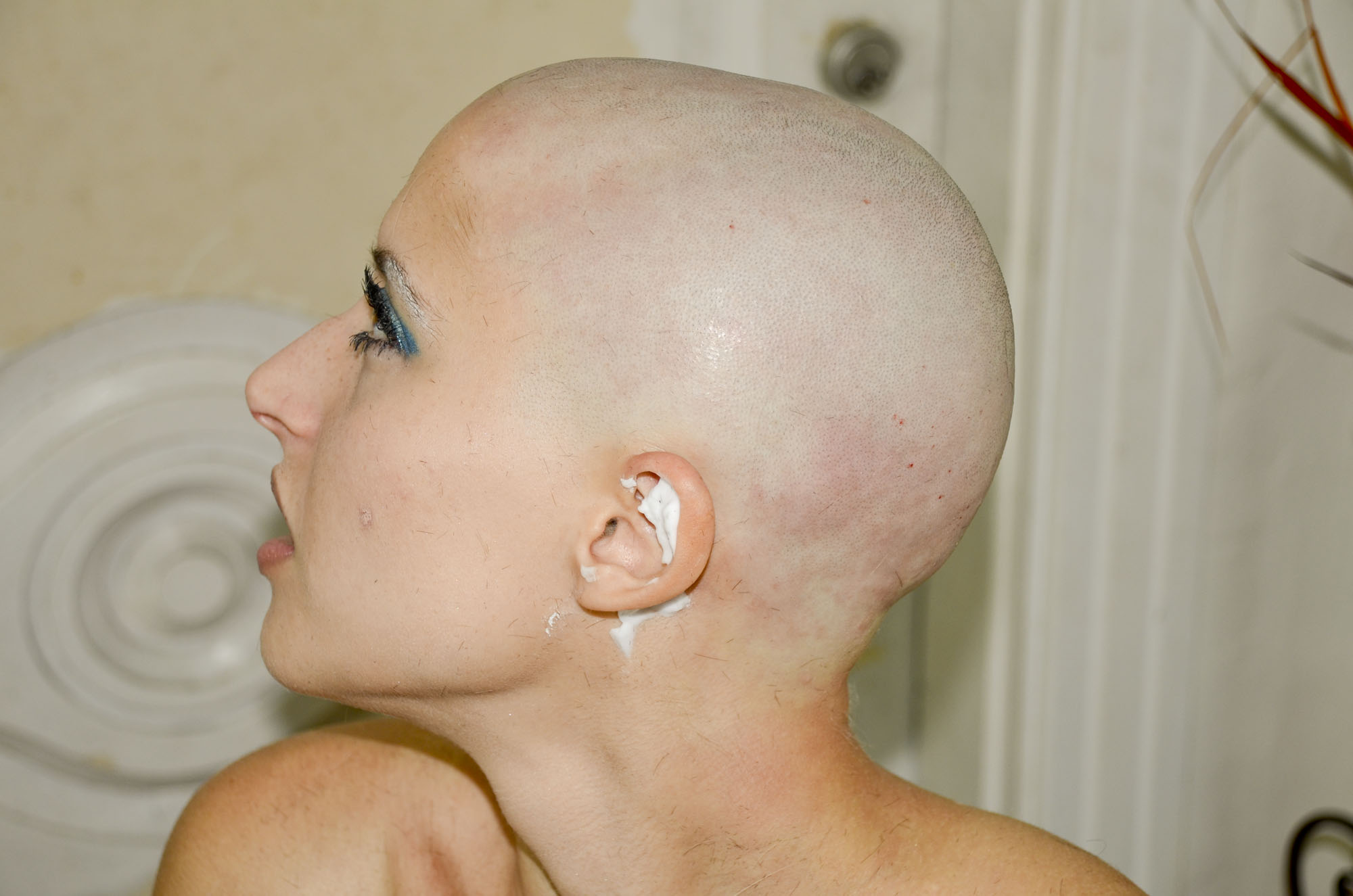 Bald Women Shaved 40