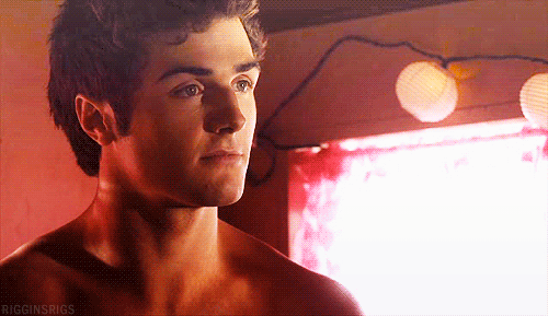 smile_-_look_down_-_shirtless_-_flirty.gif